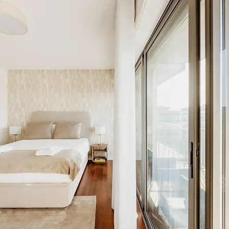 Ria Palace By Icon