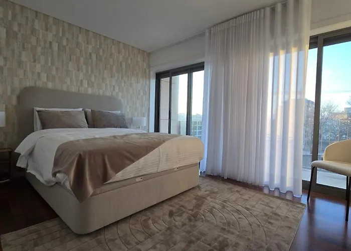 Апартаменты Ria Palace By Icon Авейру